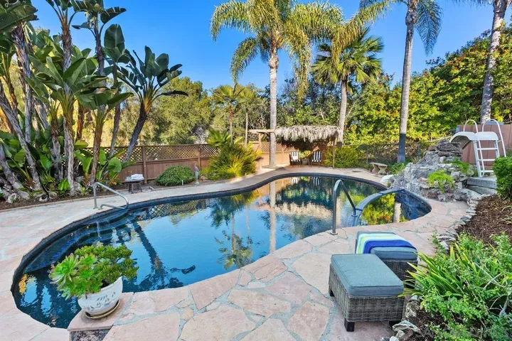 Property Photo: 2006 Catalina Ave CA 92084