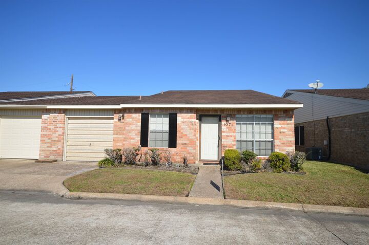 Property Photo: 1071 Park Meadow Dr. TX 77706