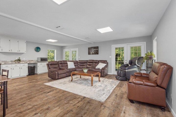 Property Photo: 3618 Cayton Rd Road LA 70669