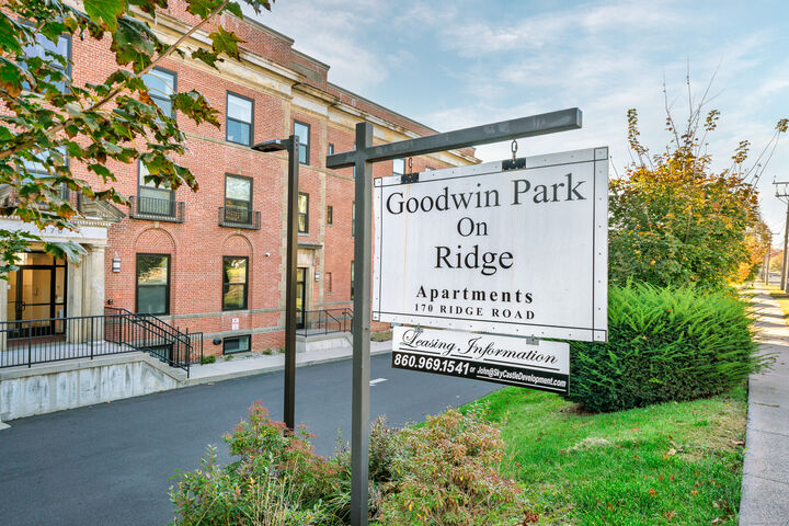 Property Photo: 170 Ridge Road 104 CT 06109