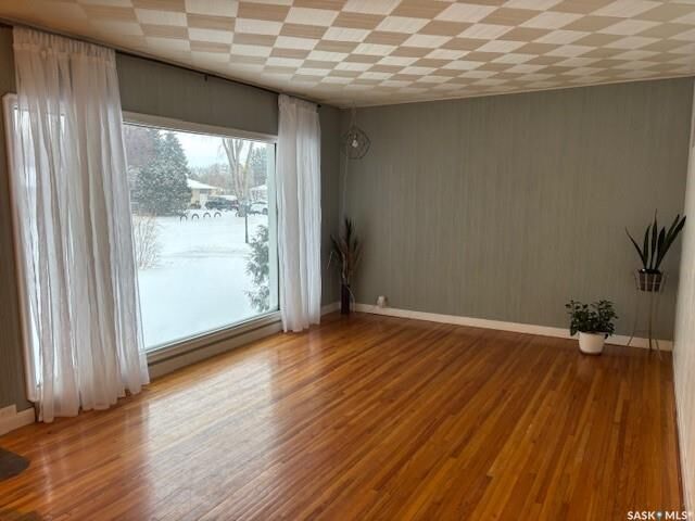 Property Photo: 124 8th Avenue W SK S0A 0L0
