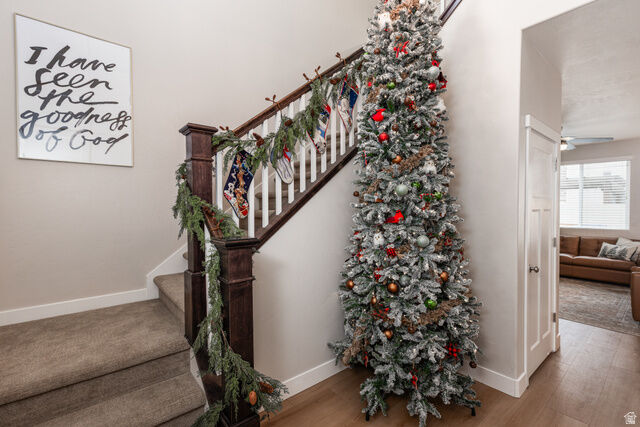 Property Photo: 1083 W Stonehaven Dr UT 84054