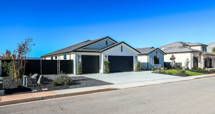 Property Photo: 3792 S Kennedy Ln UT 84780