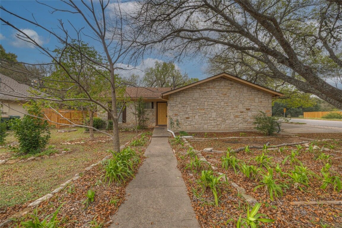 Property Photo:  1935 Lisa Lane  TX 78666 