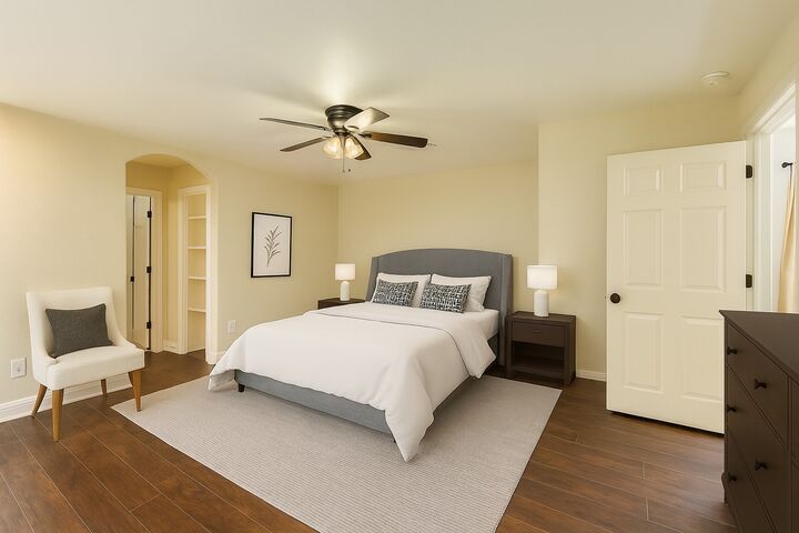 Property Photo:  304 S Main Street  TX 78621 