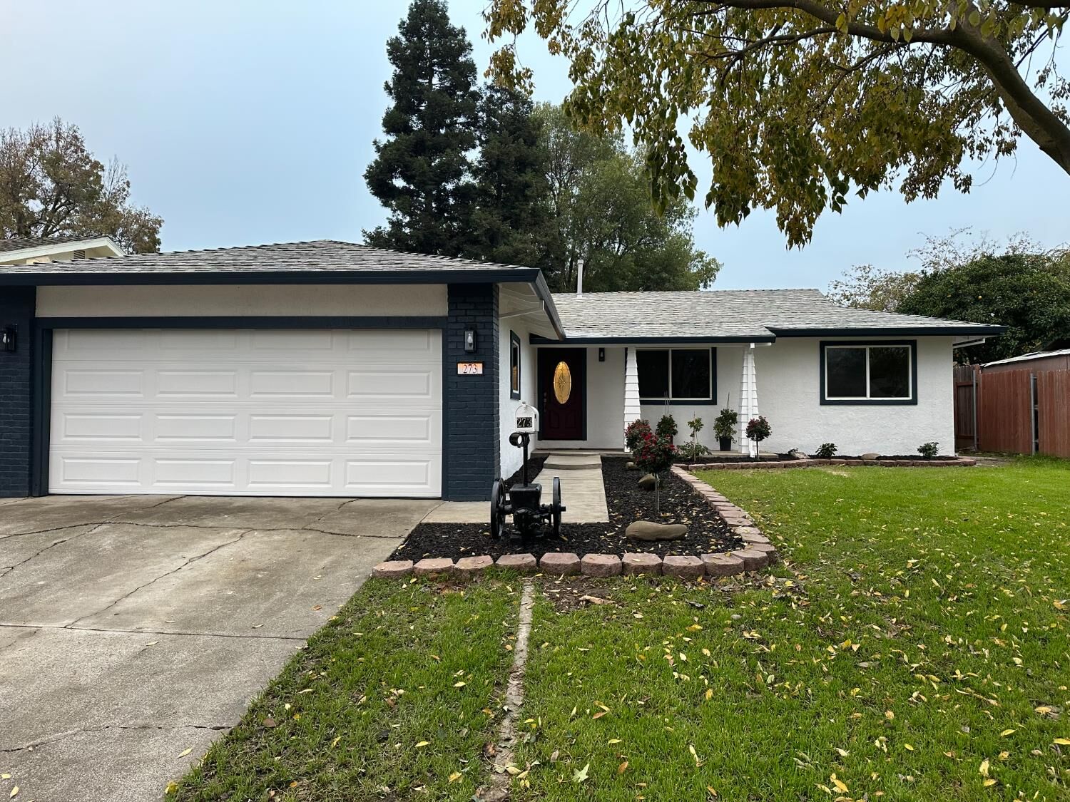 Property Photo: 273 Riverside Drive CA 95695