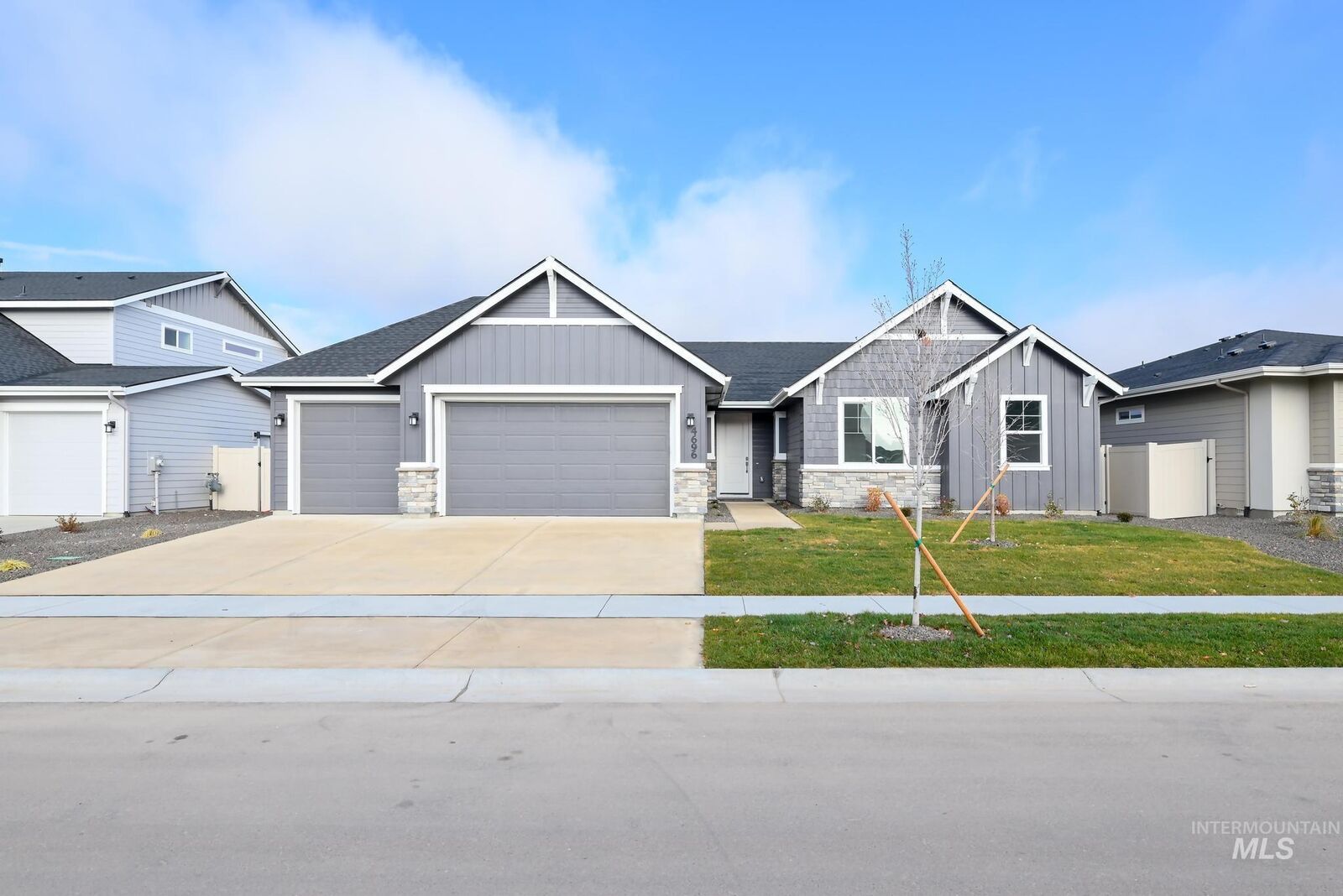 Property Photo:  4696 E Pondera Dr  ID 83687 