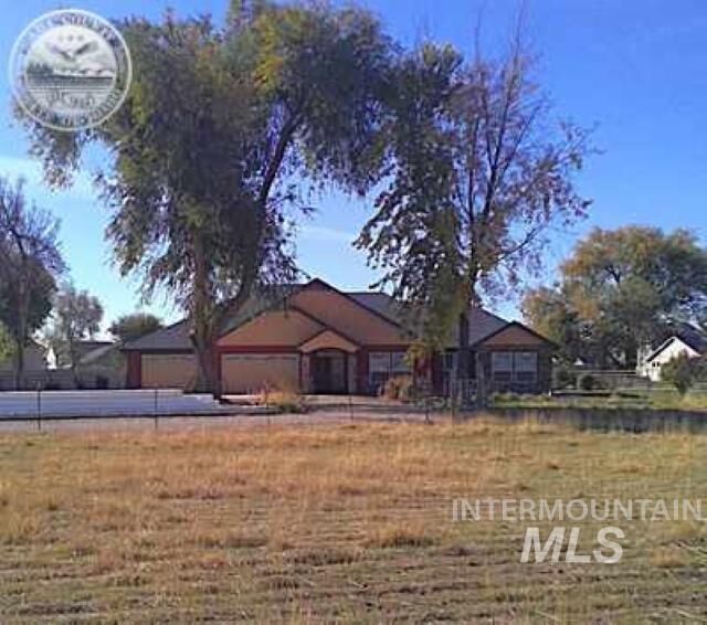 Property Photo: 855 W Hubbard ID 83634