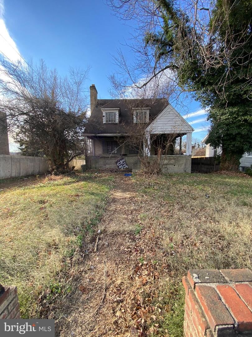 Property Photo:  4002 48th Street  MD 20710 