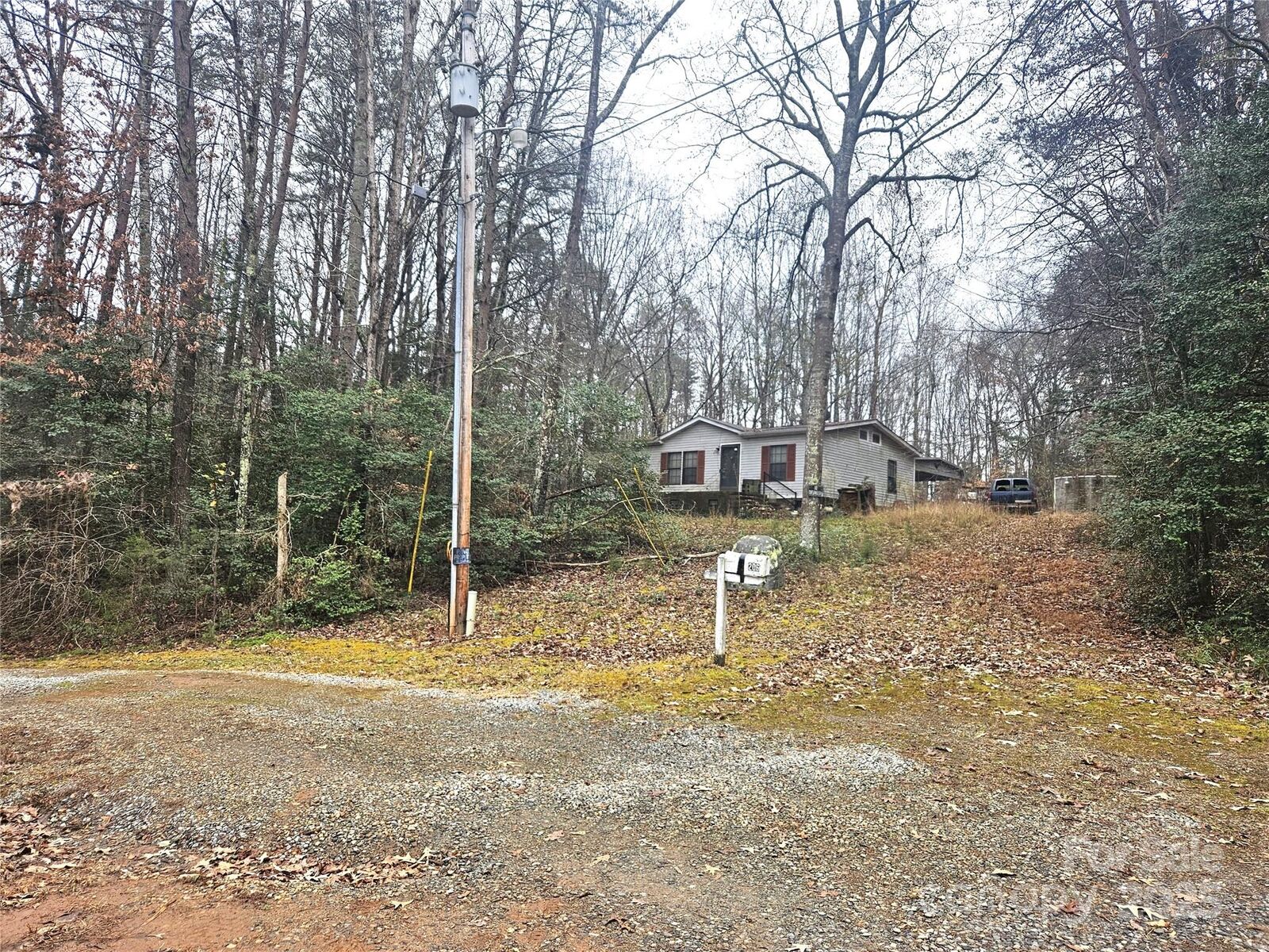 Property Photo: 206 Benjamin Drive NC 28034