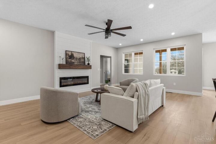 Property Photo: 1706 Woodside Drive OH 45177