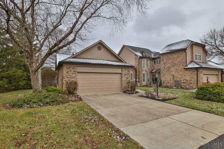 Property Photo: 10 Cove Court OH 45013