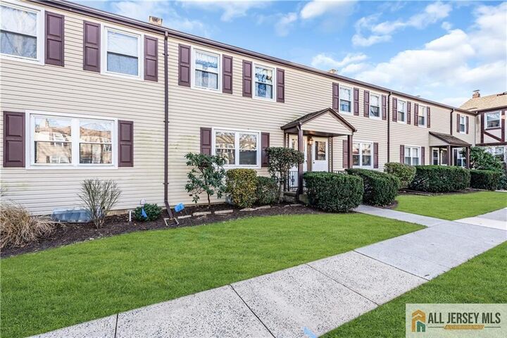 Property Photo:  191 Rose Street  NJ 08840 