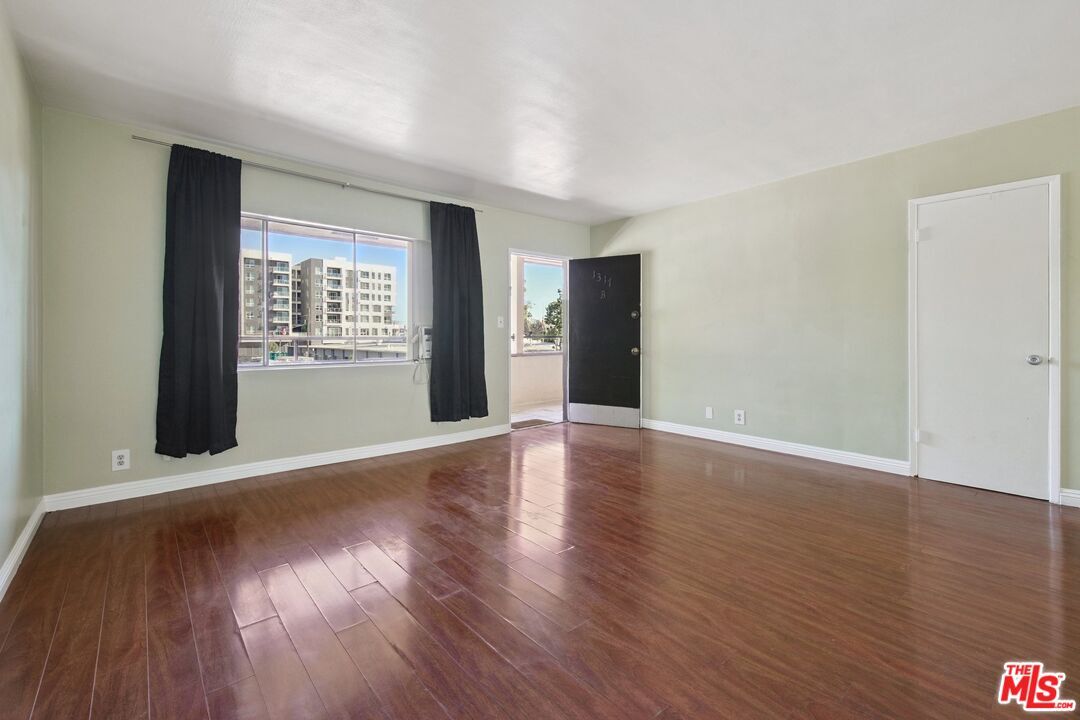 Property Photo: 1317 Wilcox Ave CA 90028