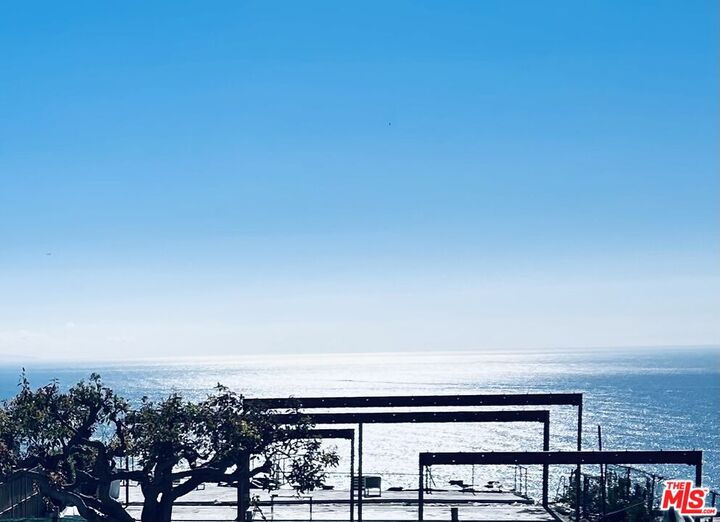 Property Photo: 18137 Wakecrest Dr CA 90265