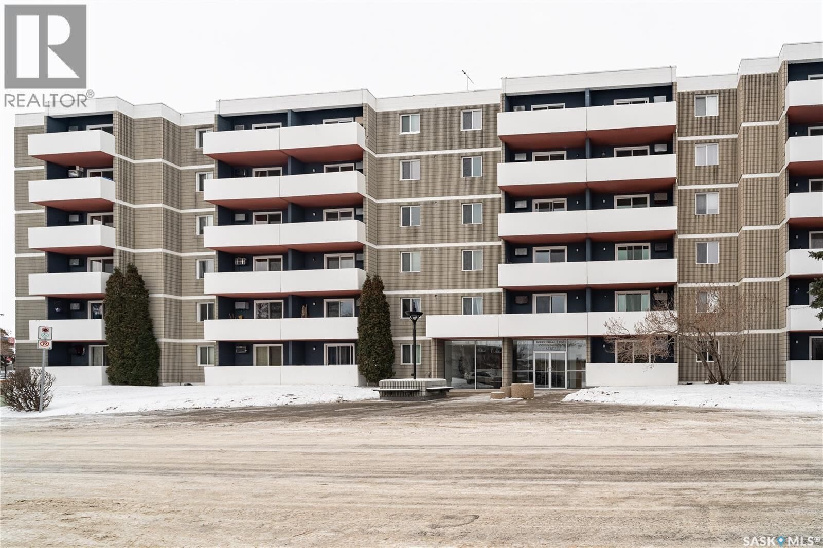 Property Photo: 329 65 Westfield Drive SK S4S 6A3