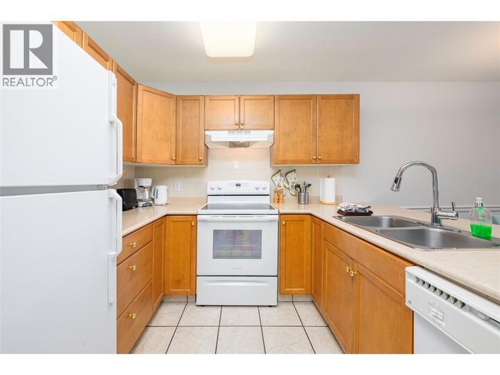 Property Photo:  215 Kettle View Road 308  BC V1P 1P3 