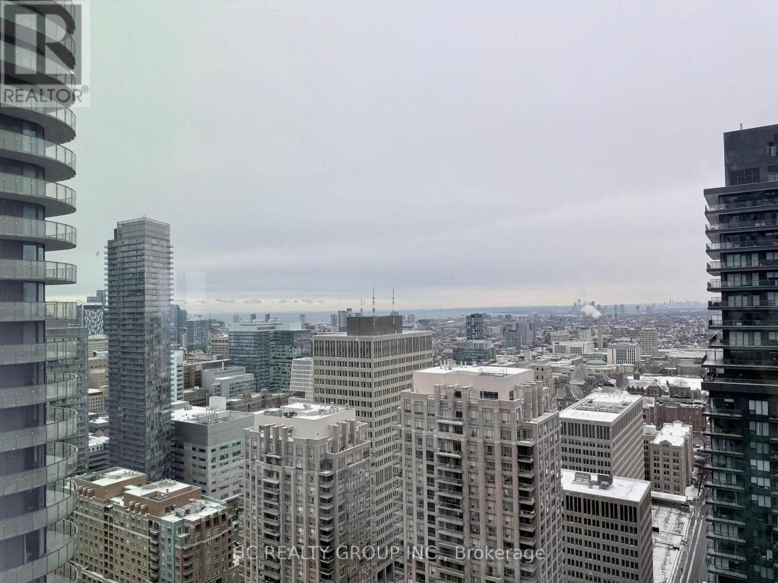 Property Photo:  8 Wellesley Street West 4216  ON M4Y 0J5 