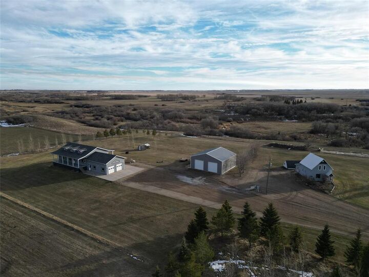 Property Photo:  11167 100 Road West  MB R0K 1G0 