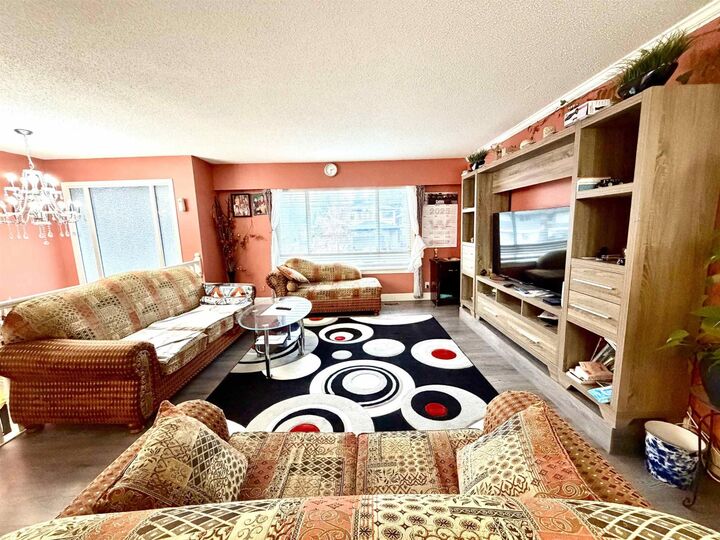 Property Photo:  9453 118 Street  BC V4C 6J3 