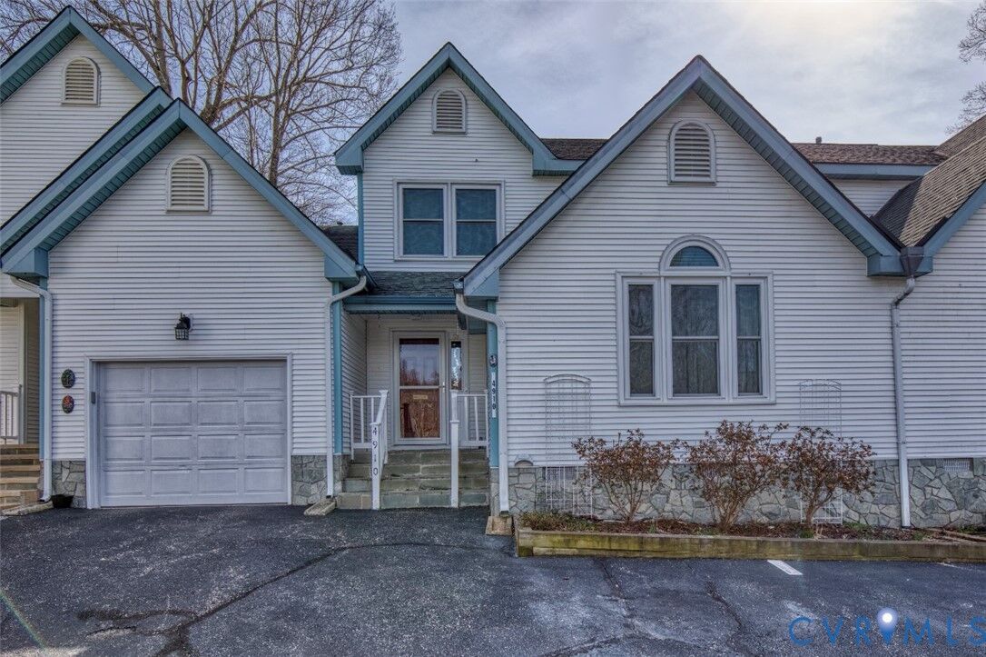 Property Photo:  4910 Whitby Mews  VA 23188 