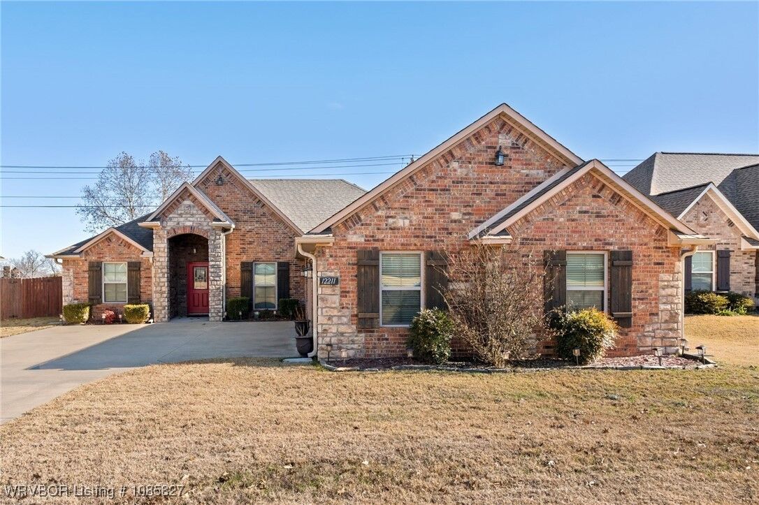 Property Photo:  12211 Sycamore Street  AR 72916 