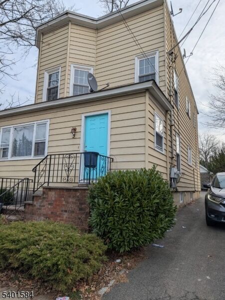 Property Photo:  5 Aubrey St  NJ 07901 