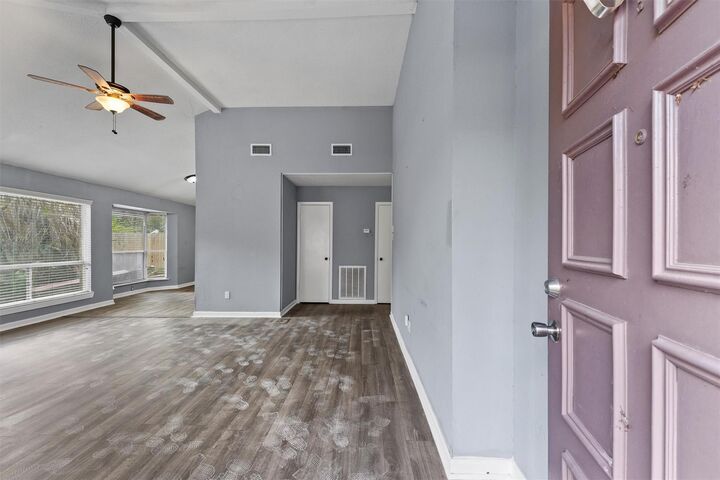 Property Photo: 10031 Spotted Horse Drive TX 77064