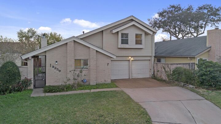 Property Photo:  8239 Twin Tree Lane  TX 77071 