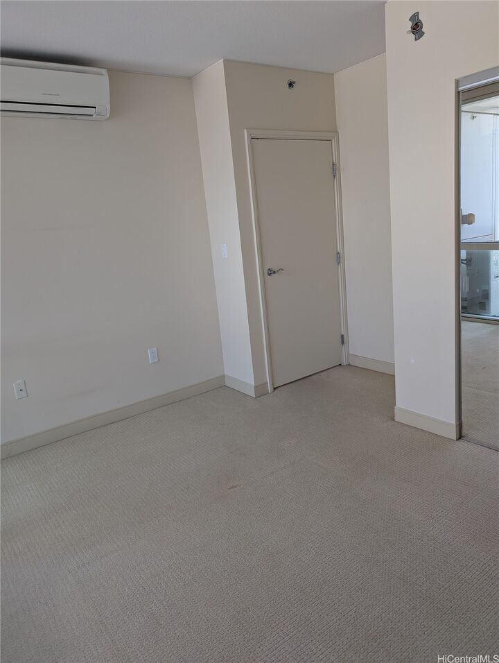Property Photo:  909 Kapiolani Boulevard 2206  HI 96814 