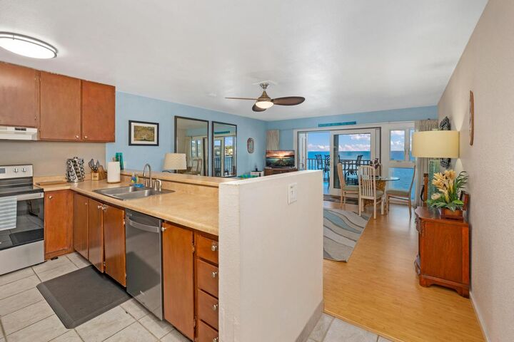 Property Photo: 75-6002 Alii Dr 4109 HI 96740