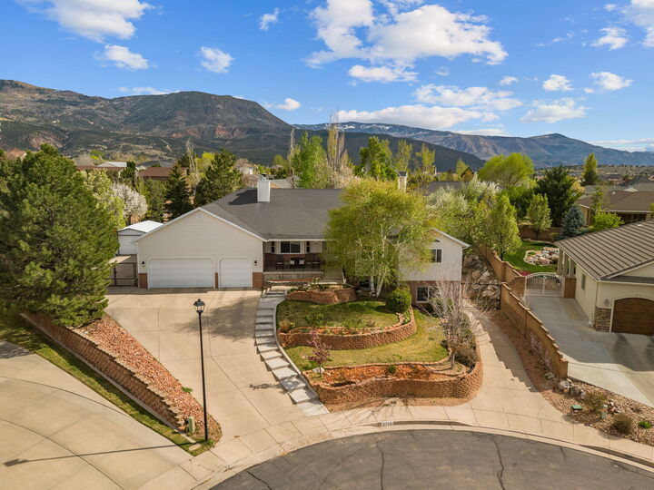 Property Photo:  2113 W 525 Cir S  UT 84720 