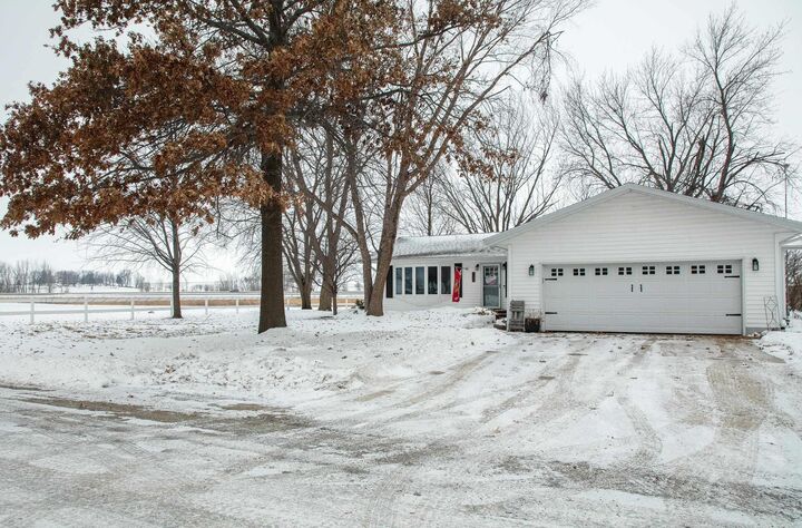 Property Photo: 501 West Street IA 50666
