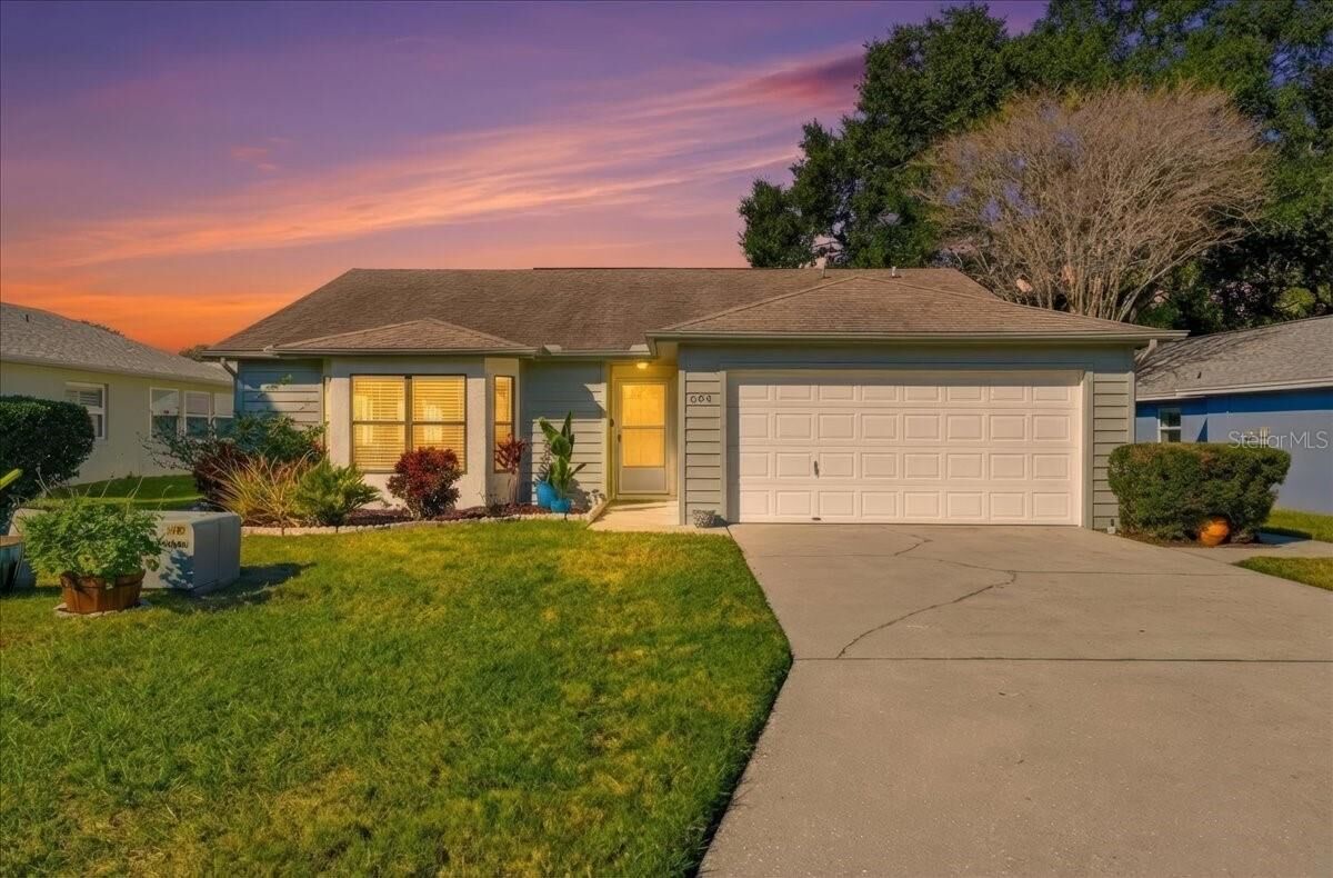 Property Photo: 664 Eagle Run FL 33809