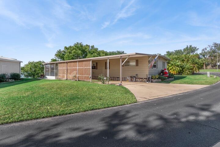 Property Photo:  2055 S Floral Avenue 326  FL 33830 