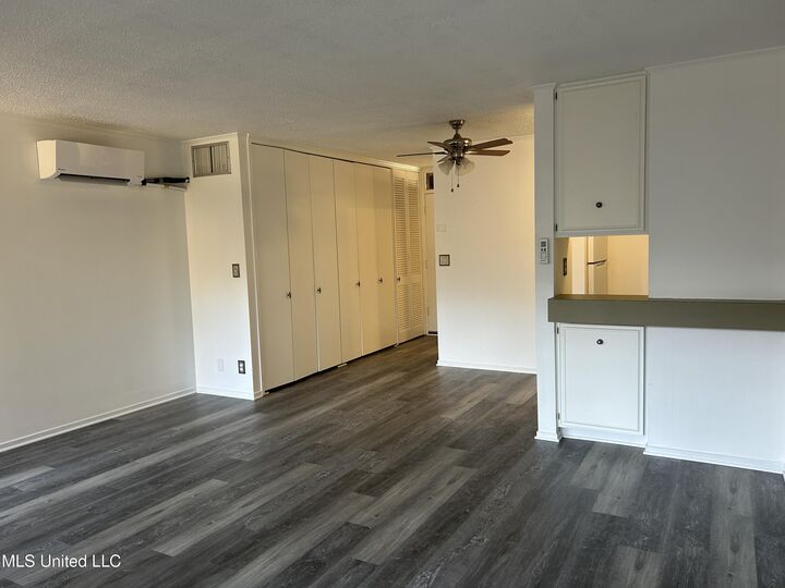 Property Photo: 226 Lakeside Villa MS 39525