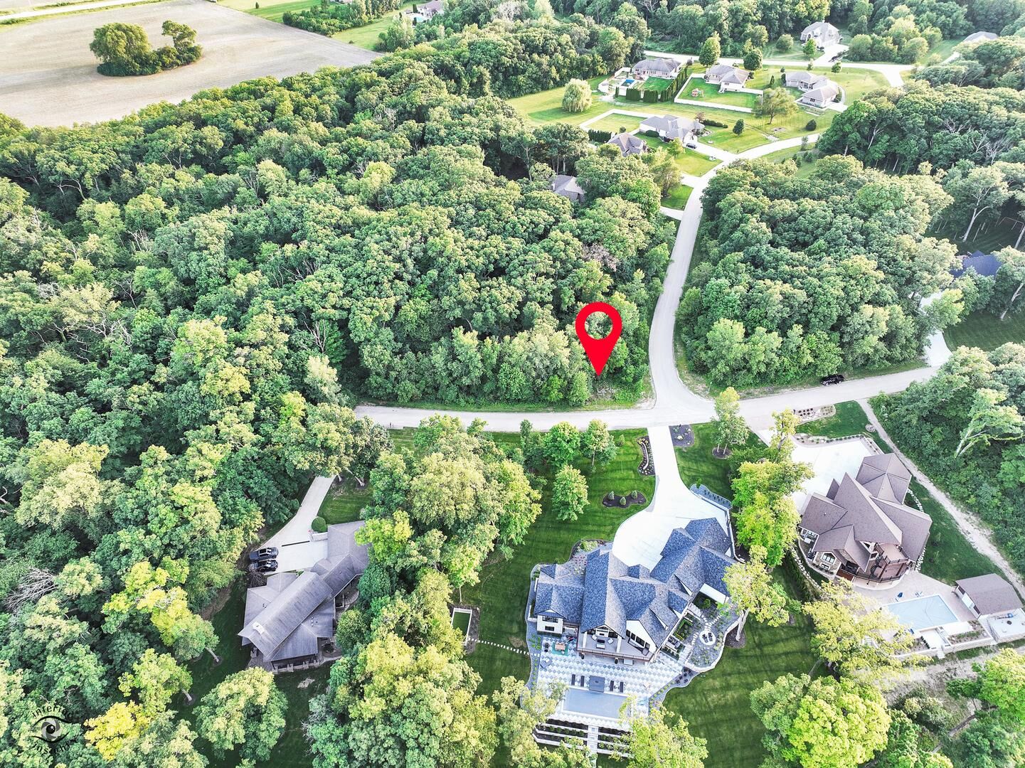 Property Photo: 2008 Indian Trail IL 60901