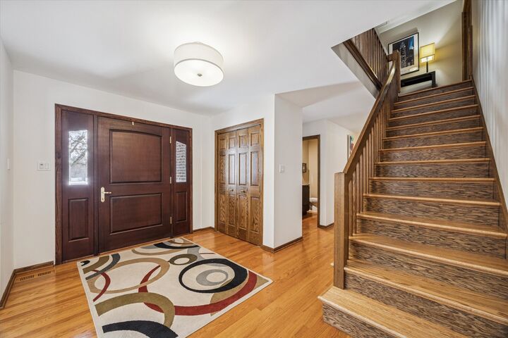 Property Photo:  7612 Ridgewood Lane  IL 60527 