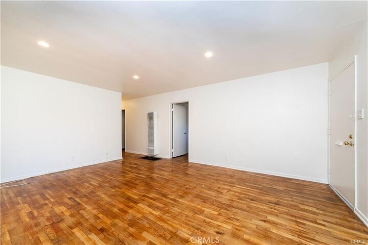 Property Photo: 4181 Tujunga Avenue CA 91604