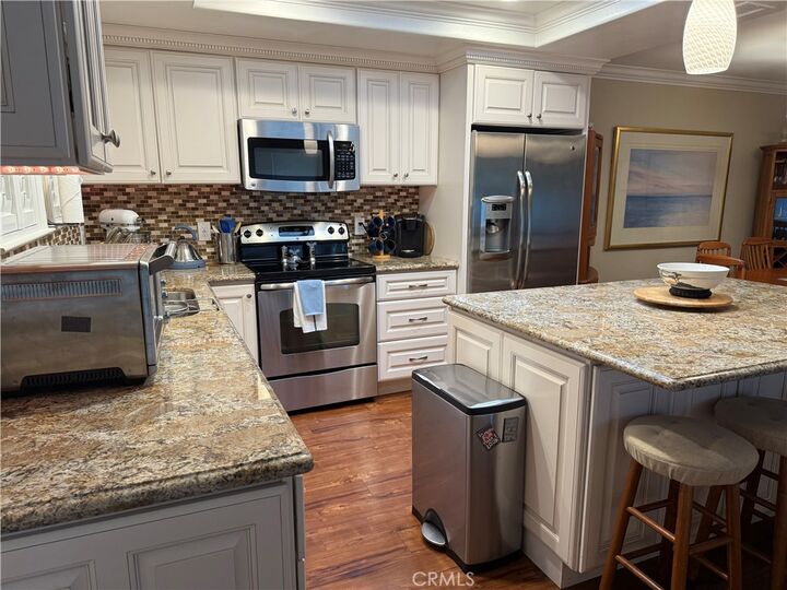 Property Photo:  816 Via Alhambra N  CA 92637 