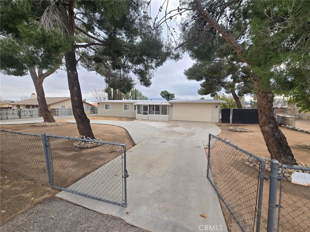 Property Photo:  9341 Buckthorn  CA 92345 