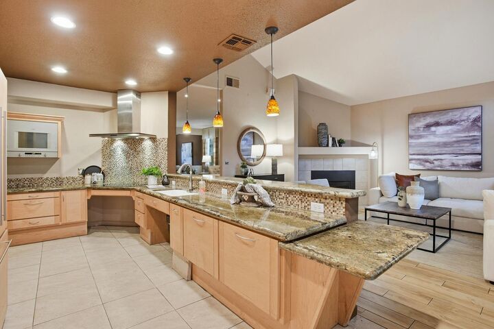 Property Photo: 34 Nautica Court CA 95833