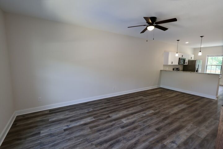 Property Photo:  500 Peachers Mill Rd B1  TN 37042 