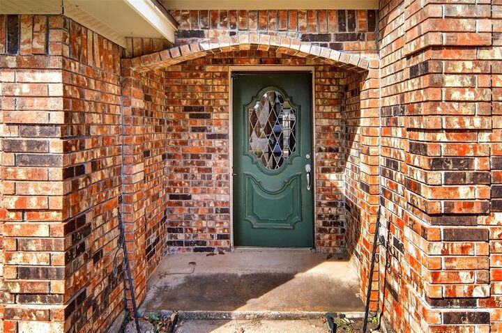 Property Photo: 7864 Mahonia Drive TX 76133