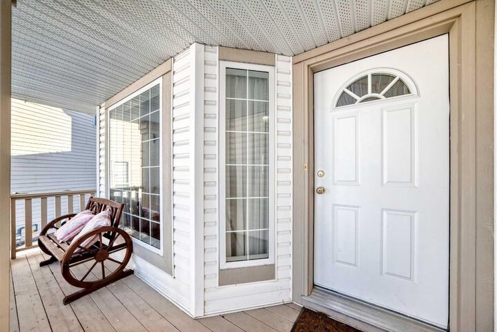 Property Photo: 232 Coral Keys Place NE AB T3J 3W8