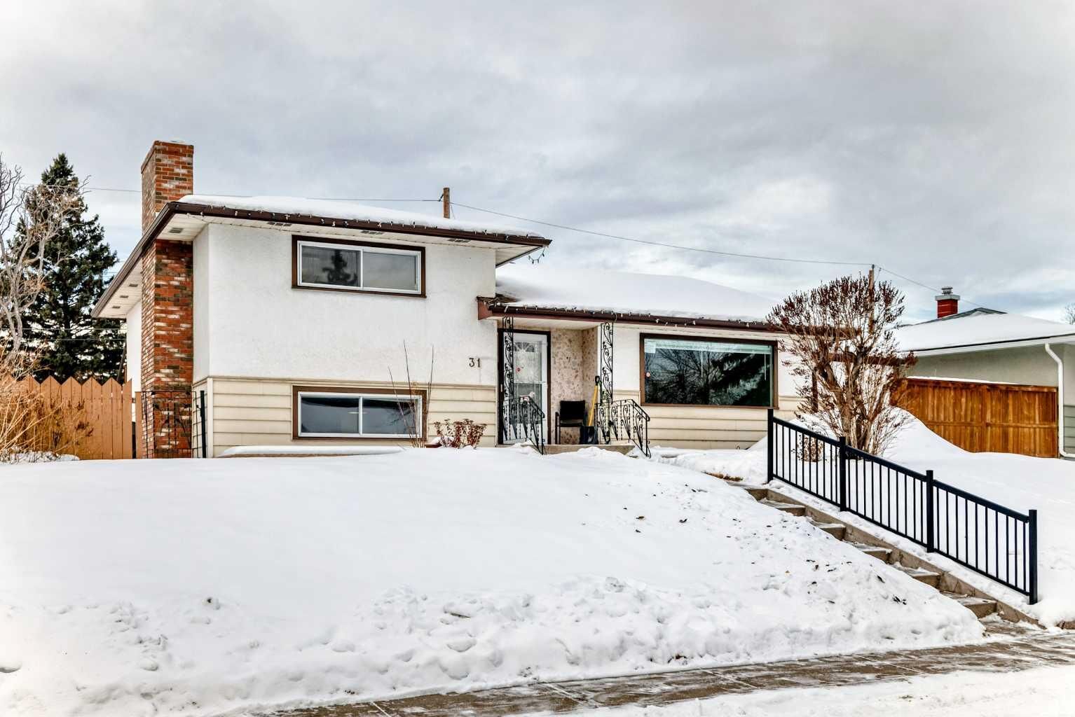 Property Photo: 31 Fenton Road SE AB T2H 1B8