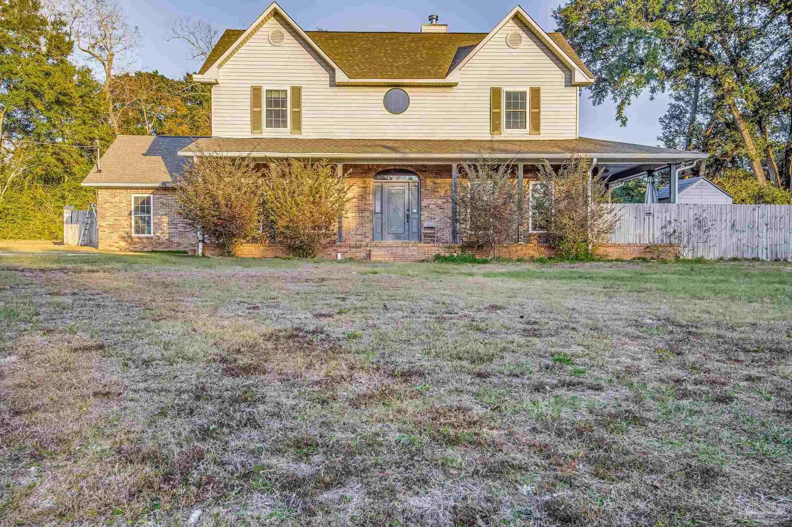 Property Photo: 4616 B Lowery Rd FL 32583