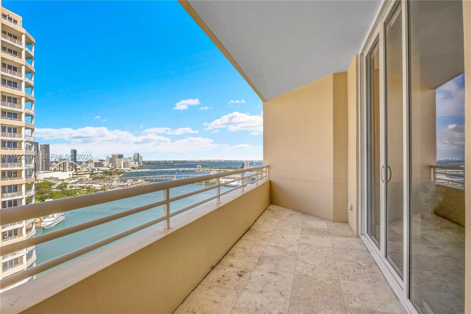 Property Photo: 808 Brickell Key Dr 3603 FL 33131