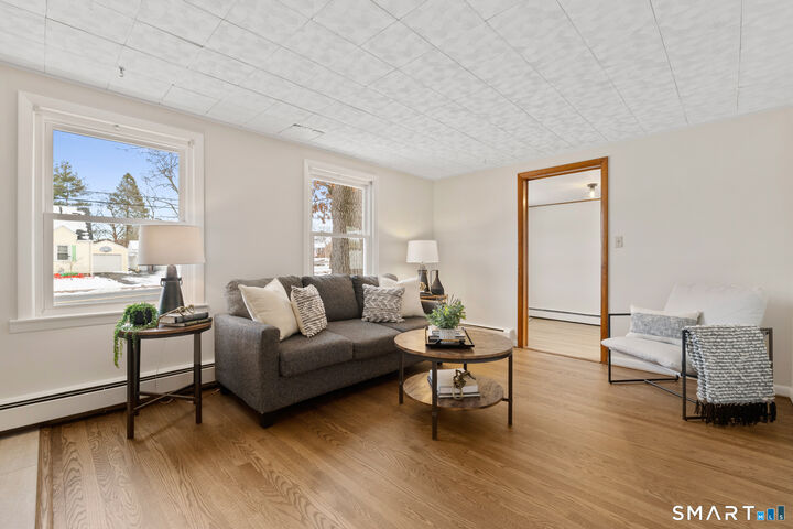 Property Photo:  94 Broad Street  CT 06042 