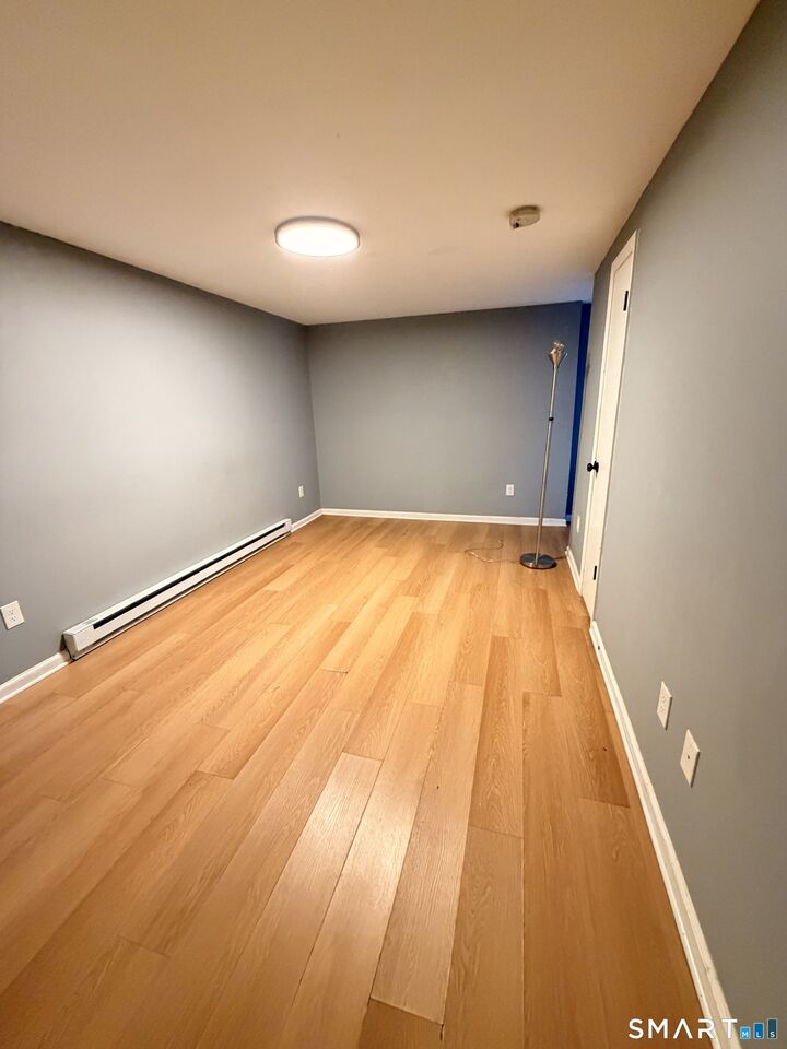 Property Photo:  126 East Liberty Street  CT 06810 